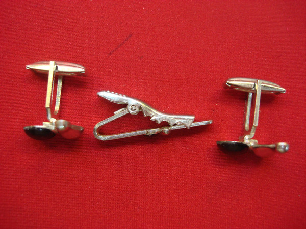 Vintage Silver Tone Bowlers Tie Clip & Cufflink Set #72 - Black Accents