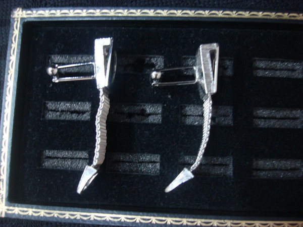 Vintage Silver-Tone Wrap Around Cufflinks with Green Stones - Classic Style #28