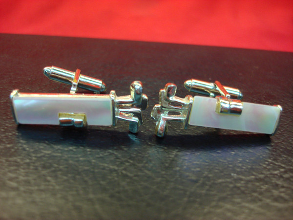 Vintage Golf Bag Cufflinks with Mother of Pearl - Pre-Owned, Excellent Condition