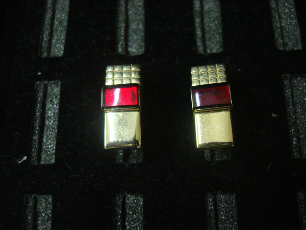 Vintage Foster USA Gold Tone Wrap Around Cufflinks with Red Stones - #35