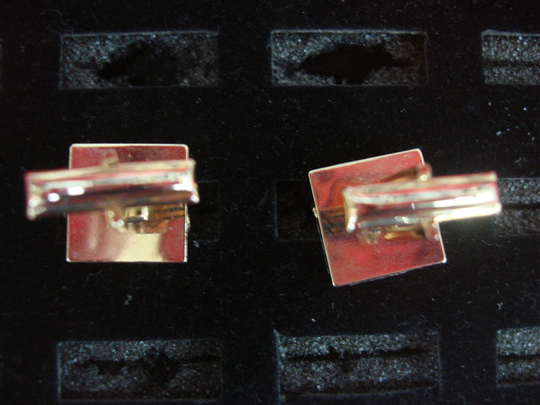 Vintage Gold Tone Cufflinks #101 - Classic & Elegant