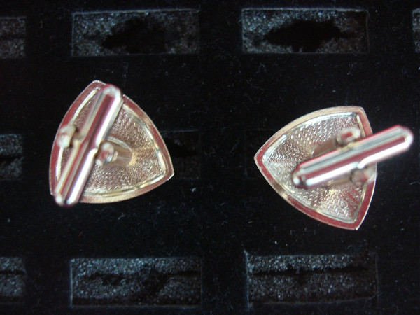Vintage Gold-Tone Cufflinks - Great Condition (#102)