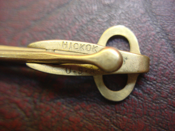 Vintage Hickok Gold Tone Skeleton Key Tie Clip (2 1/4 inches) - Excellent Condition