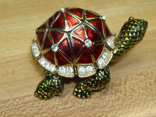 Red & Gold Enameled Turtle Trinket Box with Cubic Zirconia - Vintage Jewelry Box