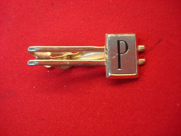 Vintage Gold Tone Tie Clip with Engraved'P' - 1 1/2 Inch, Unique Mens Accessory