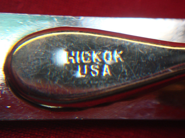 Vintage Gold-Tone Tie Clip with Unique'F' Design - 1.75