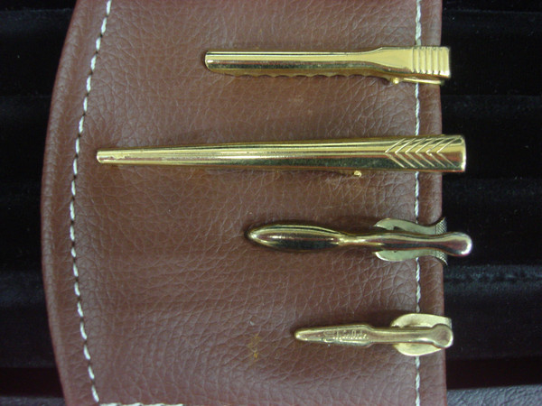 Vintage Gold Tone Tie Clips Set of 4 - Pre-Owned Classic Accessories