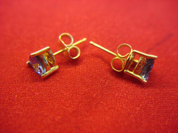 14K Yellow Gold Tanzanite Studs - Sparkling Trillion Cut Earrings (1ct)