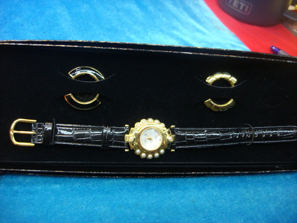 Joan Rivers Vintage Watch - Classics Collection, 3 Interchangeable Bezels, Like New