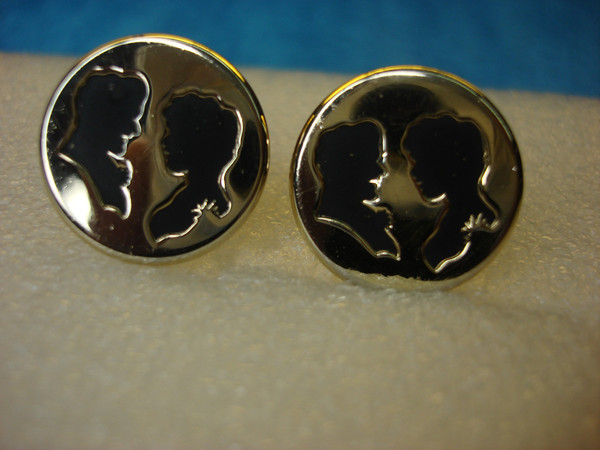 Vintage Gold Tone Cufflinks - Man & Woman Silhouettes #399