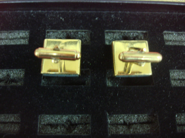 Vintage Austrian Gold Tone Cufflinks - Unique Design, Excellent Condition