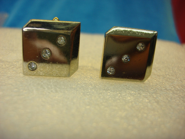 Vintage Swank Gold Tone Cufflinks with Simulated Diamonds - Elegant Statement Accessories #400