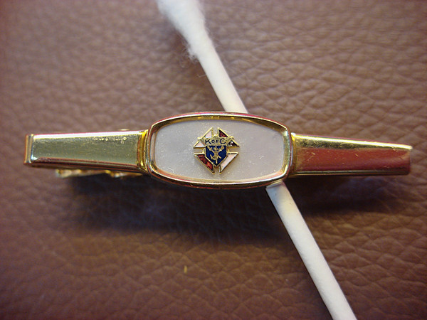 Vintage Gold-Tone Knights of Columbus Tie Clip with MOP Inlay - Excellent Condition #424