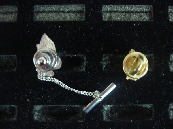 Vintage Praying Hands Tie Tack Set (Silver & Gold Tone) - Lapel Pin Lot of 2