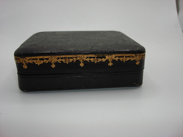 Vintage Strawbridge & Clothier Art Deco Leather Jewelry Box - Philadelphia