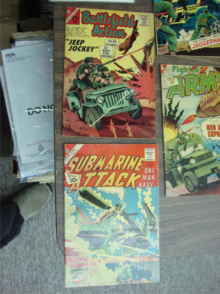 Vintage Charlton Comics Lot (10pc) - U.S. Military Comics 1960s, Excellent Condition
