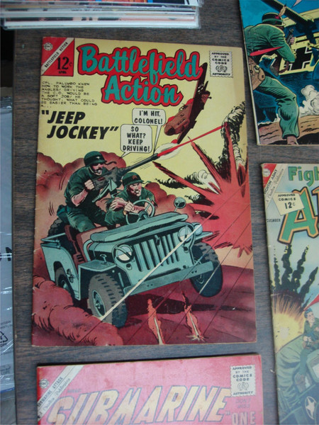 Vintage Charlton Comics Lot (10pc) - U.S. Military Comics 1960s, Excellent Condition