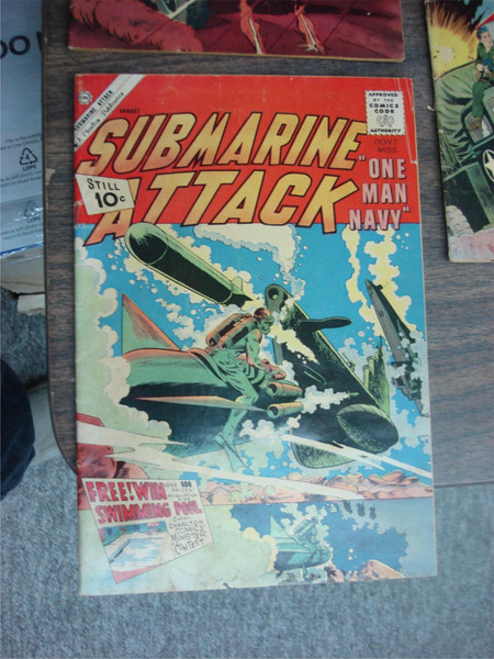 Vintage Charlton Comics Lot (10pc) - U.S. Military Comics 1960s, Excellent Condition