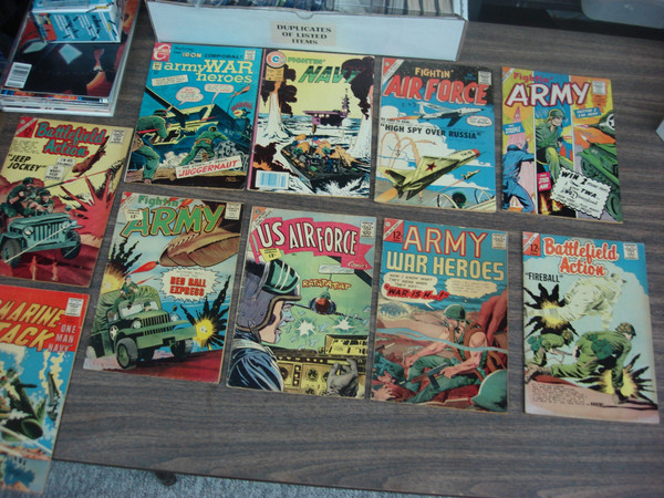 Vintage Charlton Comics Lot (10pc) - U.S. Military Comics 1960s, Excellent Condition