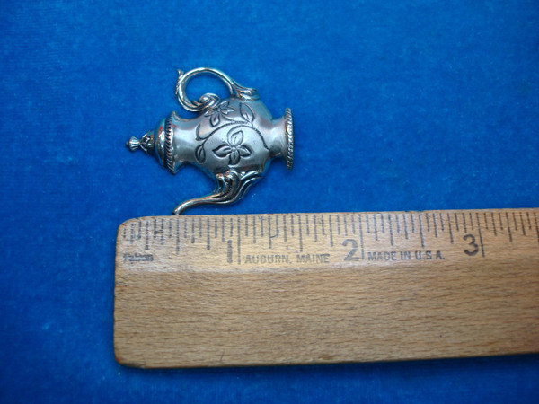 Vintage Sterling Silver Teapot Pin - Intricately Detailed & Excellent Condition
