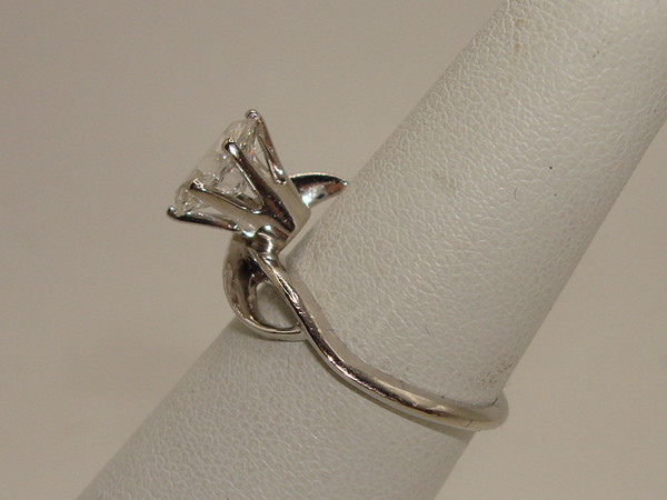 14K White Gold Diamond Ring | 0.80ct SI2 Brilliant Cut, Size 6