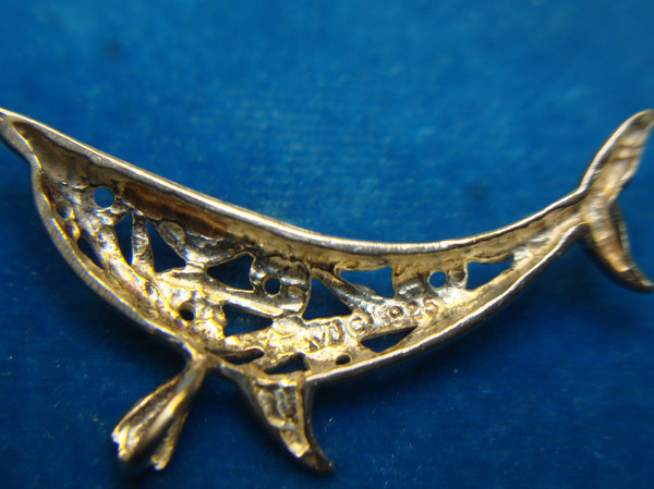Sterling Silver Dolphin Pendant with Diamond Cut Accents - 1.5 Inch, Pre-Owned Excellent Condition