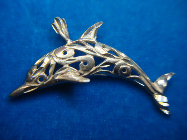 Sterling Silver Dolphin Pendant with Diamond Cut Accents - 1.5 Inch, Pre-Owned Excellent Condition