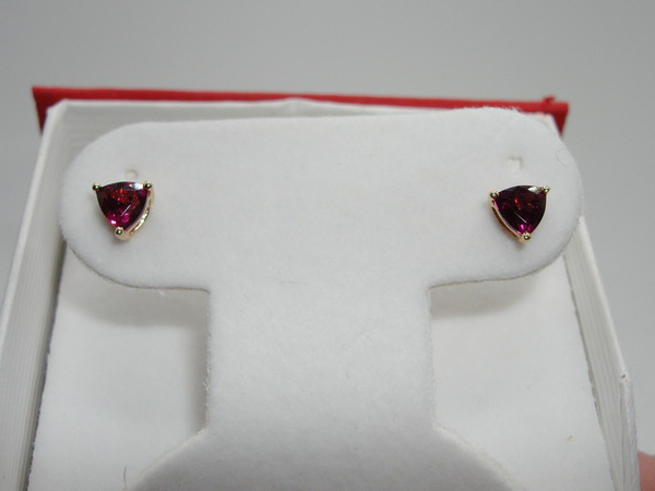 14K Gold Trillion Cut Amethyst Stud Earrings (1/2 CTW) - Pre-Owned