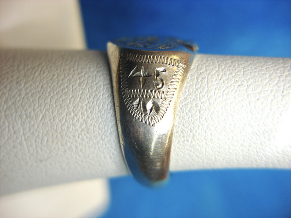 Vintage WWII Sweetheart Ring - Sterling Silver, 1945 Philippines Inscribed Heart Design, Size 6 1/2