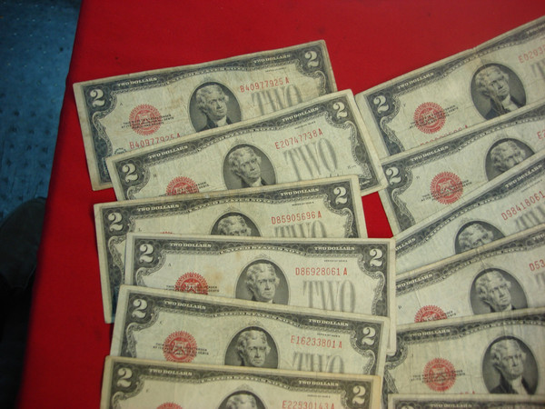 Vintage 1928 Series $2 US Notes - Lot of 25 (Circulated, Good Condition)