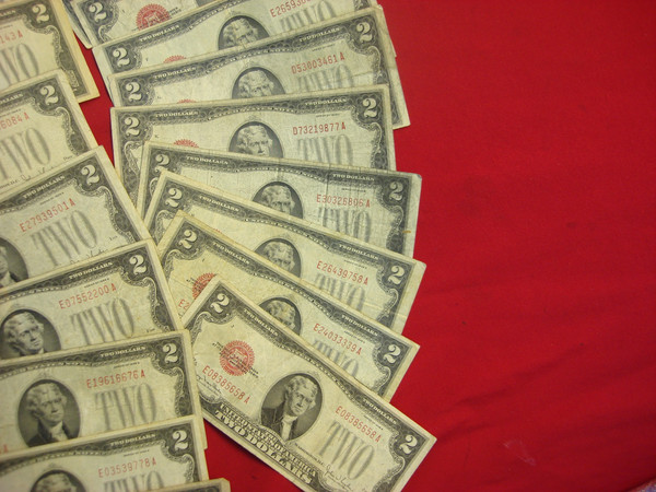 Vintage 1928 Series $2 US Notes - Lot of 25 (Circulated, Good Condition)