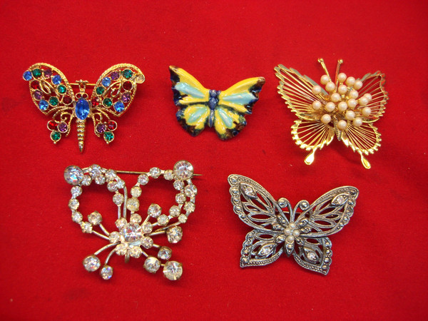 Vintage Butterfly Pin Collection (5 Pcs) - Unique & Collectible Enamel Pins