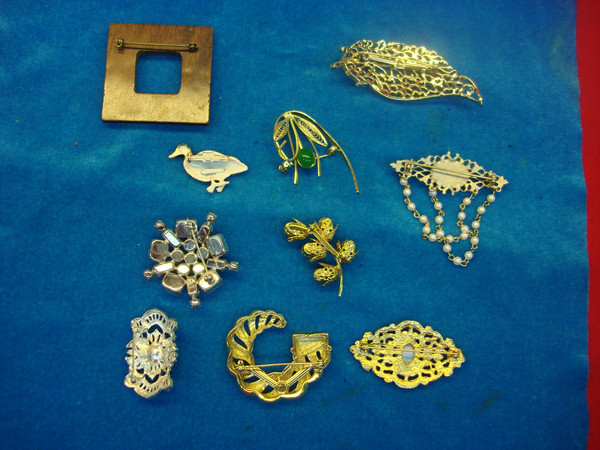 Vintage Estate Jewelry Lot of 10 Unique Costume Pins - Diverse Designs