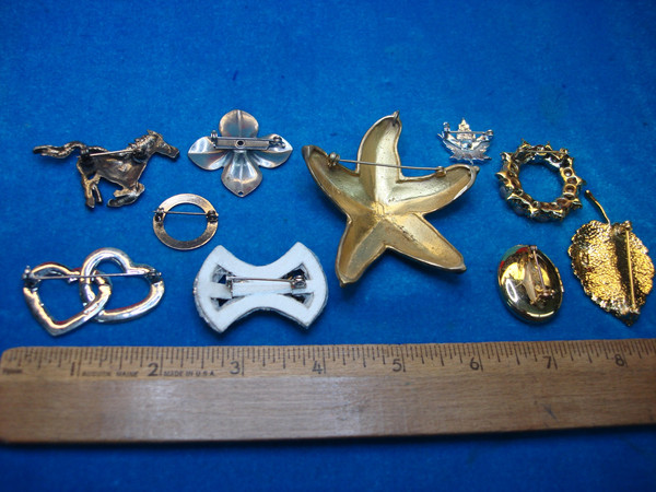 10 Unique Vintage Costume Pins - Estate Jewelry Lot, Whimsical Accessories Collection