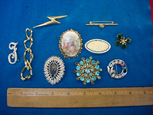 Vintage Costume Pin Lot of 10 - Unique & Collectible Pins for Fashion & Crafting