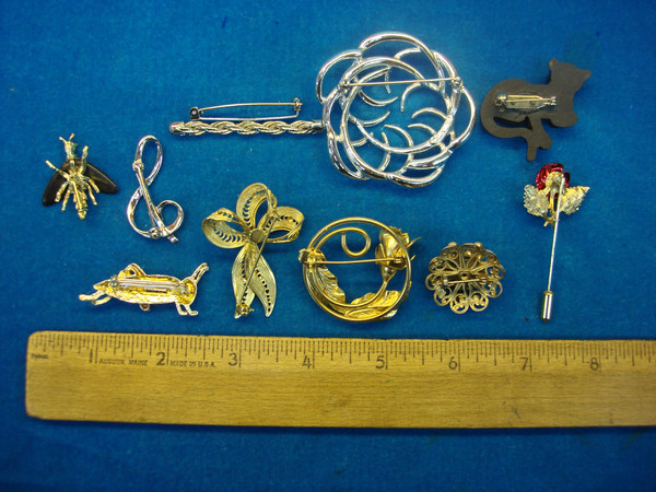 10 Unique Estate Jewelry Pins - Vintage & Collectible Lot (No Returns)
