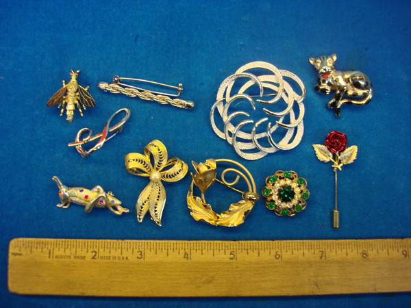 10 Unique Estate Jewelry Pins - Vintage & Collectible Lot (No Returns)