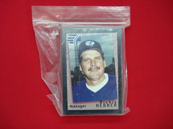 1996 Syracuse Chiefs Team Set (Toronto Blue Jays Affiliate) - Featuring Wes Chamberlain & More!