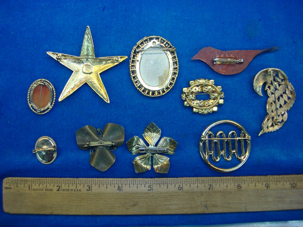 Estate Jewelry Lot of 10 Vintage Pins - Unique & Collectible Costume Pin Set