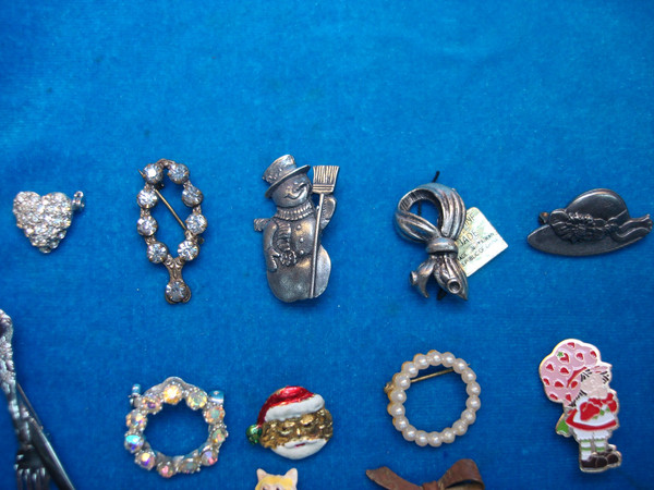 Vintage Costume Pins - Lot of 15 Unique Smaller Size Pins for Jackets, Bags & More