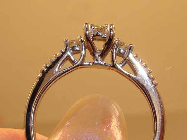 10K White Gold 3-Stone Diamond Engagement Ring (1/4 CT, G/H, SI2) - Excellent Condition