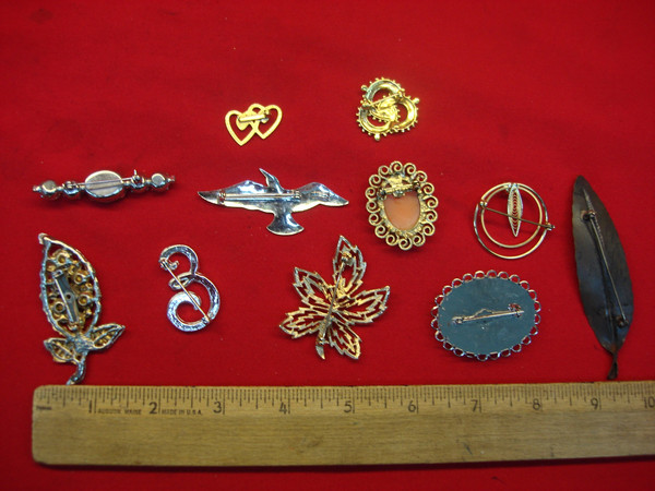 10 Unique Estate Jewelry Pins - Vintage & Collectible Costume Pin Lot