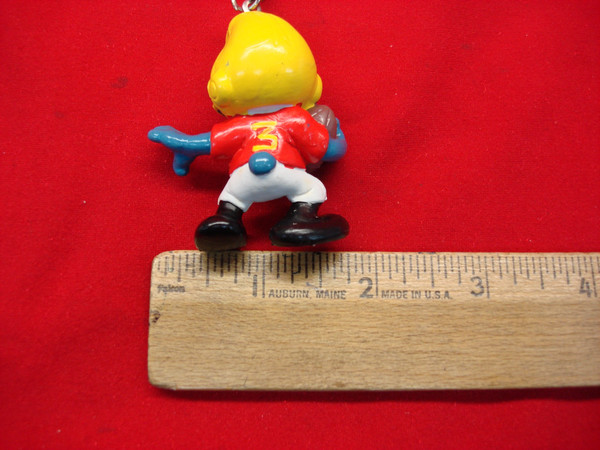 Vintage 1980s Sportive Smurf Keychain - Hand-Painted, Excellent Condition (Schleich & Peyo)