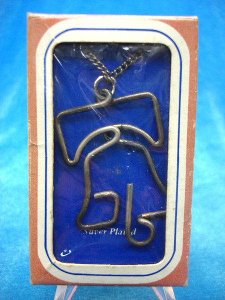 Vintage 1976 US Bicentennial Liberty Bell Necklace - Official Philadelphia Souvenir