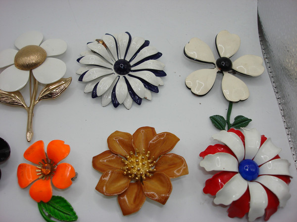 Vintage Enamel Floral Pins Set (12 pcs) 1940s-50s,  Unique Designs & Sizes