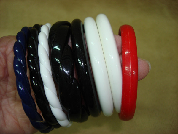 Vintage Lucite Bangle Bracelets Set (14 pcs) - Red, White, Black, Blue & Green