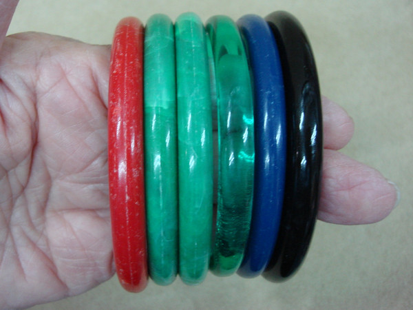 Vintage Lucite Bangle Bracelets Set (14 pcs) - Red, White, Black, Blue & Green