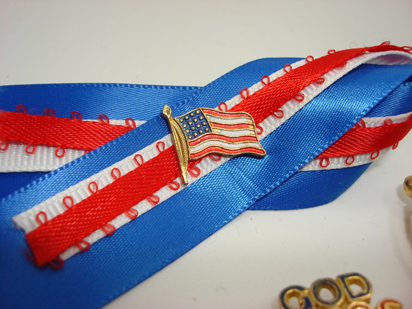 8 Vintage Patriotic American Flag Pins | USA Collectible Lapel Pin Set