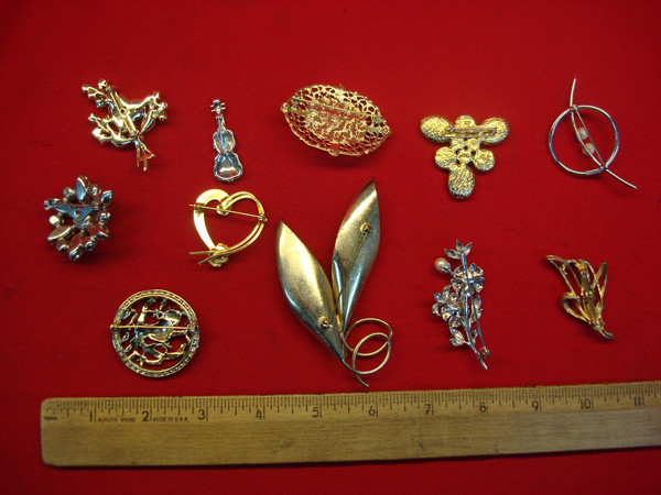Vintage Costume Pin Collection (10pc Lot) - Unique & Usable Estate Jewelry