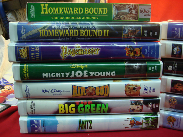 20 Vintage Disney VHS Tapes - Original Packaging, Home Collection